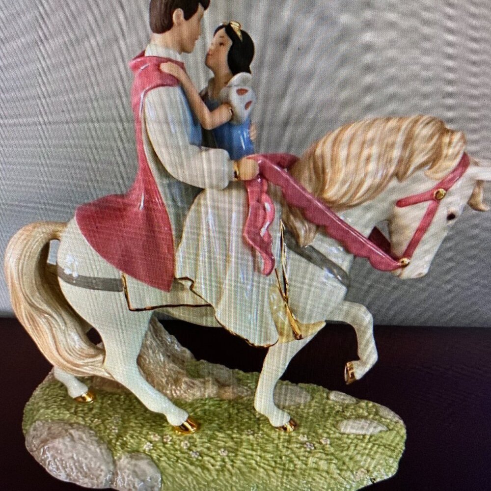 Lenox Disney SNOW WHITE'S DREAM COMES TRUE Prince Charming Horse Figure - No Box